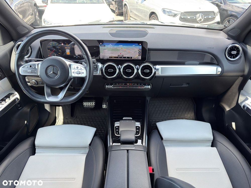 Mercedes-Benz GLB 200 d AMG Line 8G-DCT - 24