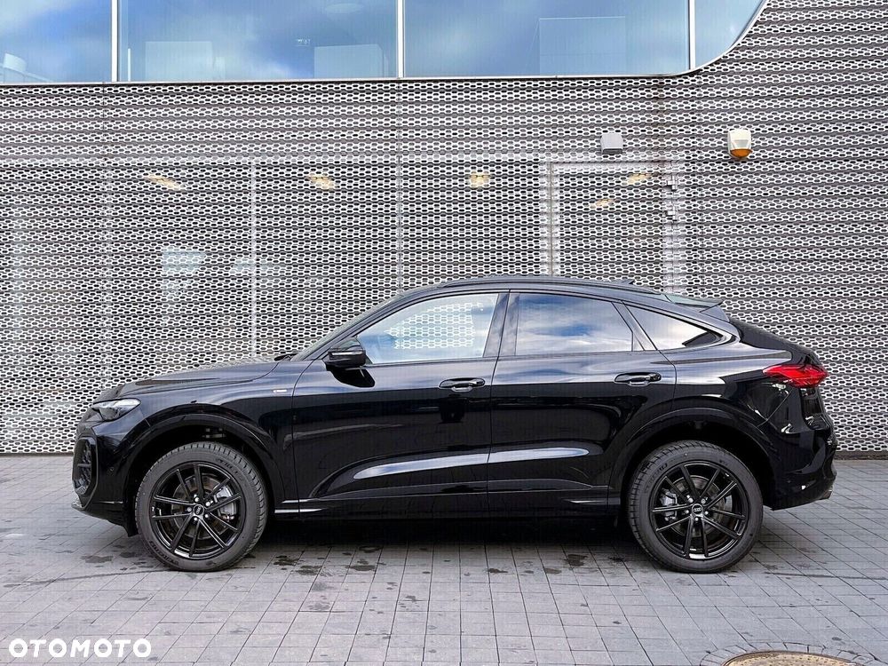 Audi Q5 Sportback - 11