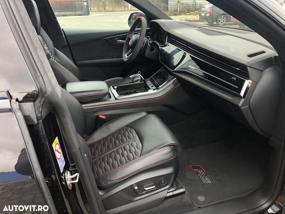 Audi RS Q8 - 6