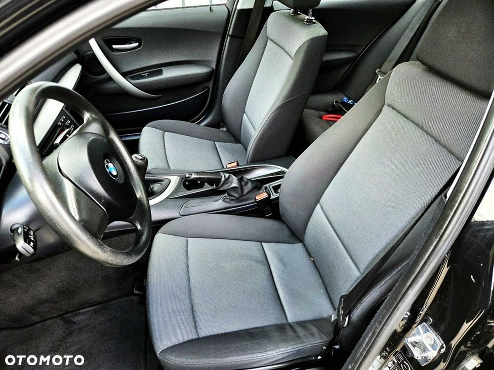 BMW Seria 1 - 27