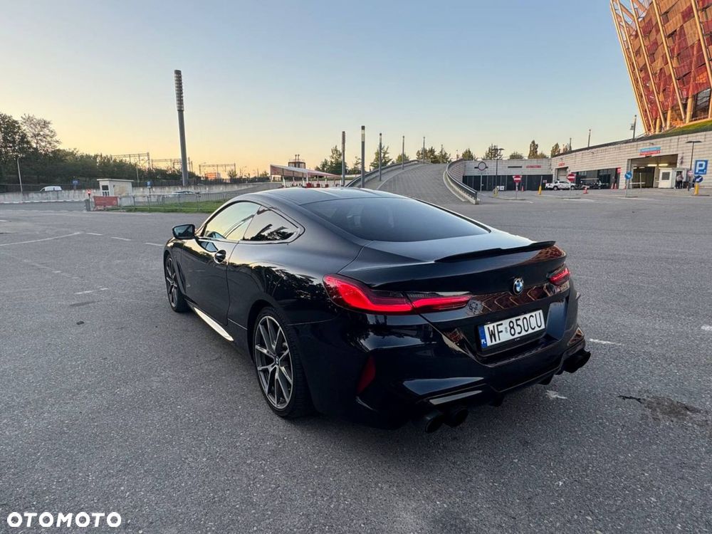 BMW Seria 8 - 7