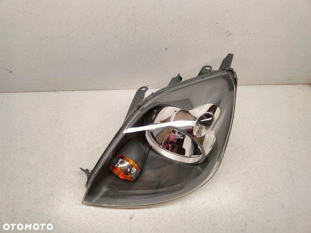 lampa przód lewa 6s61-13w030-cd ford fiesta mk6 - 2