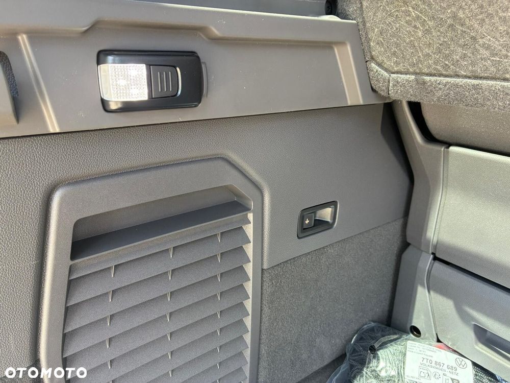 Volkswagen Multivan 2.0 TDI L2 Edition DSG - 32