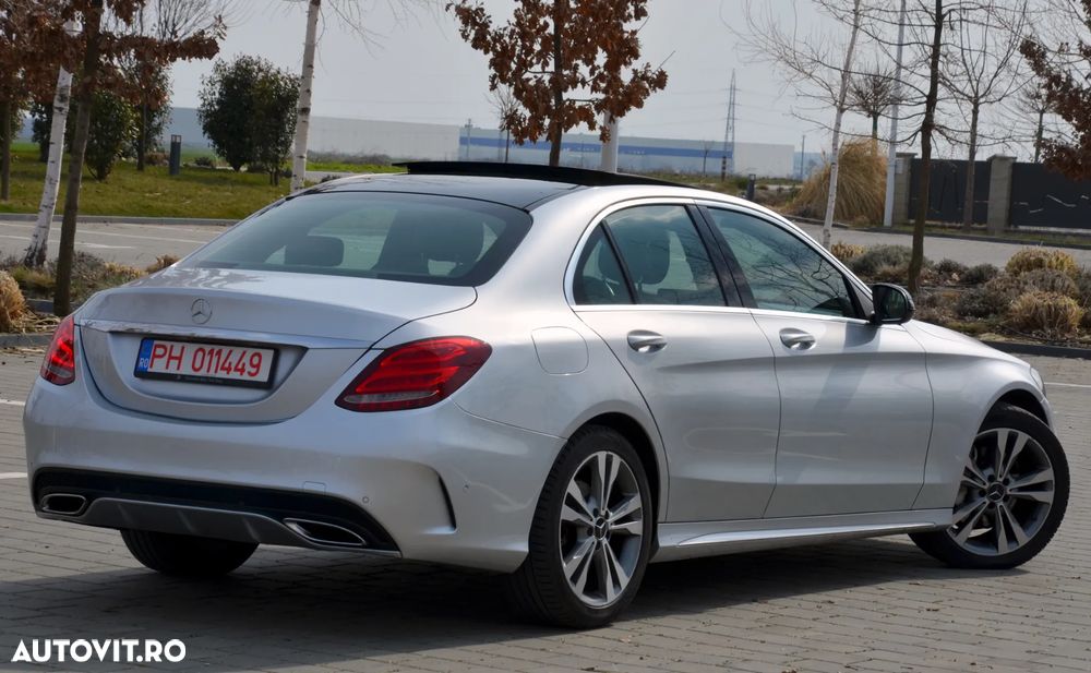 Mercedes-Benz C 180 7G-TRONIC AMG Line - 5