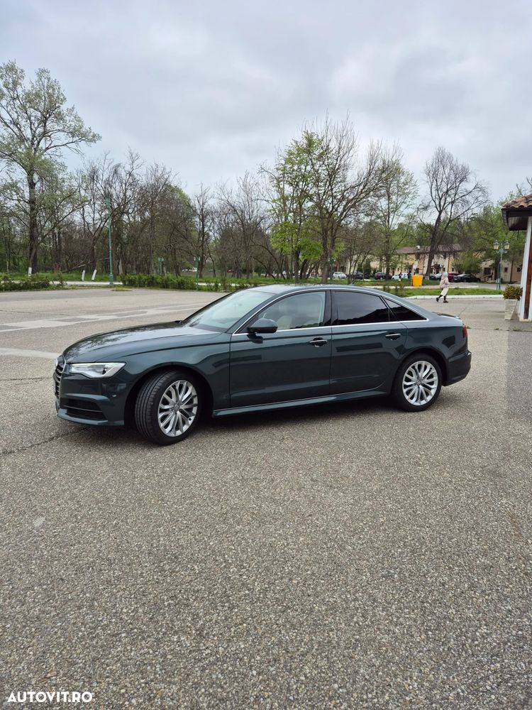Audi A6 2.0 TDI Ultra DPF S tronic - 11
