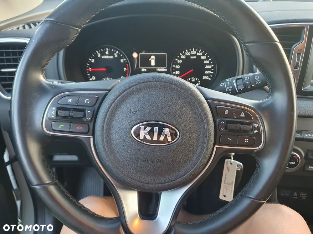 Kia Sportage 1.6 GDI L 2WD - 19