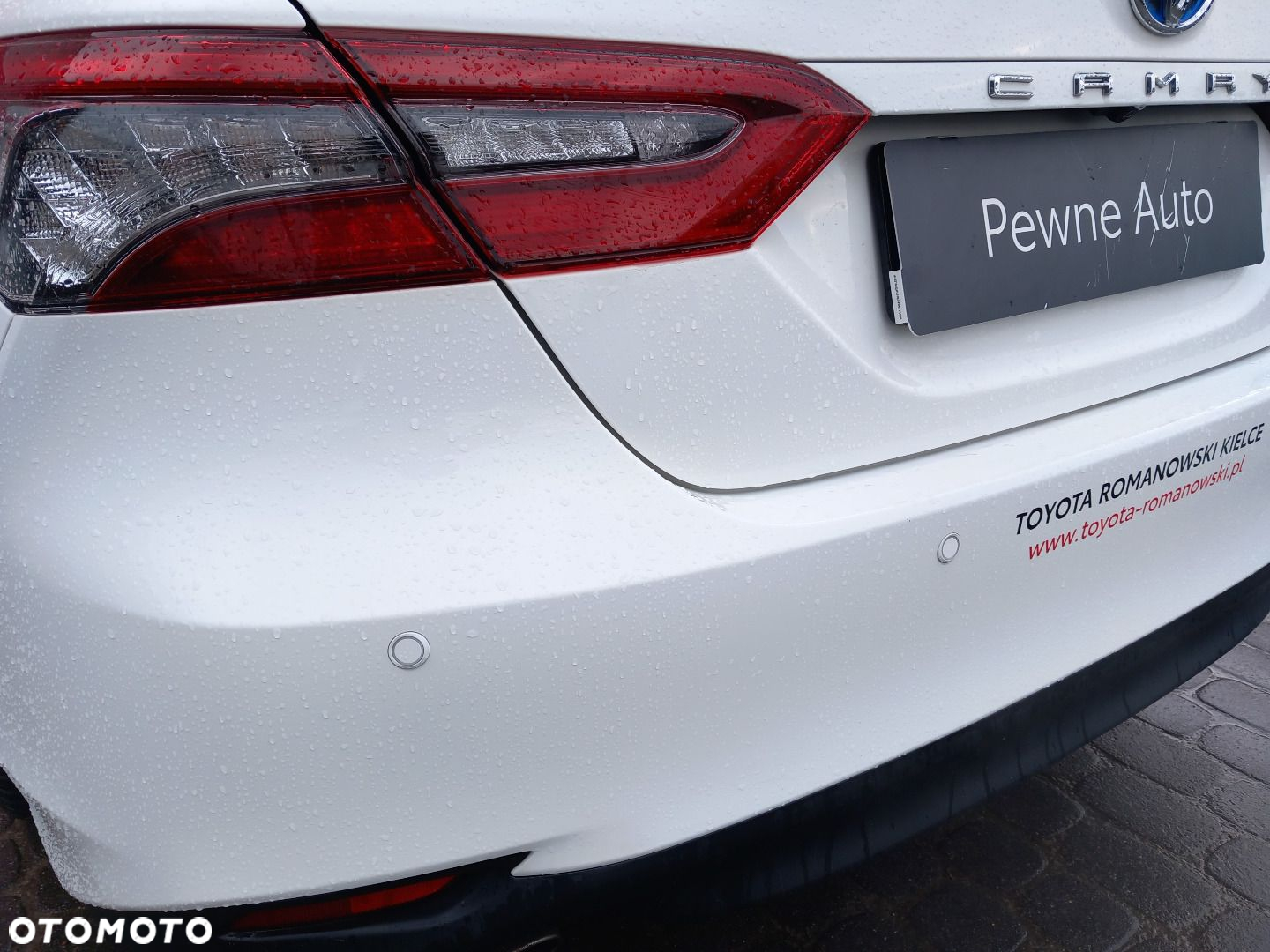 Toyota Camry - 8