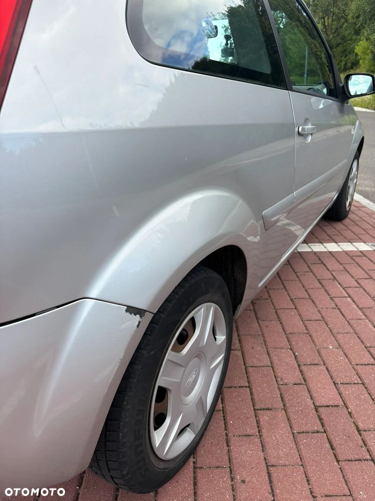 Ford Fiesta 1.3 - 14