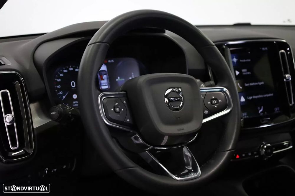 Volvo XC 40 1.5 T5 PHEV Momentum Plus - 28