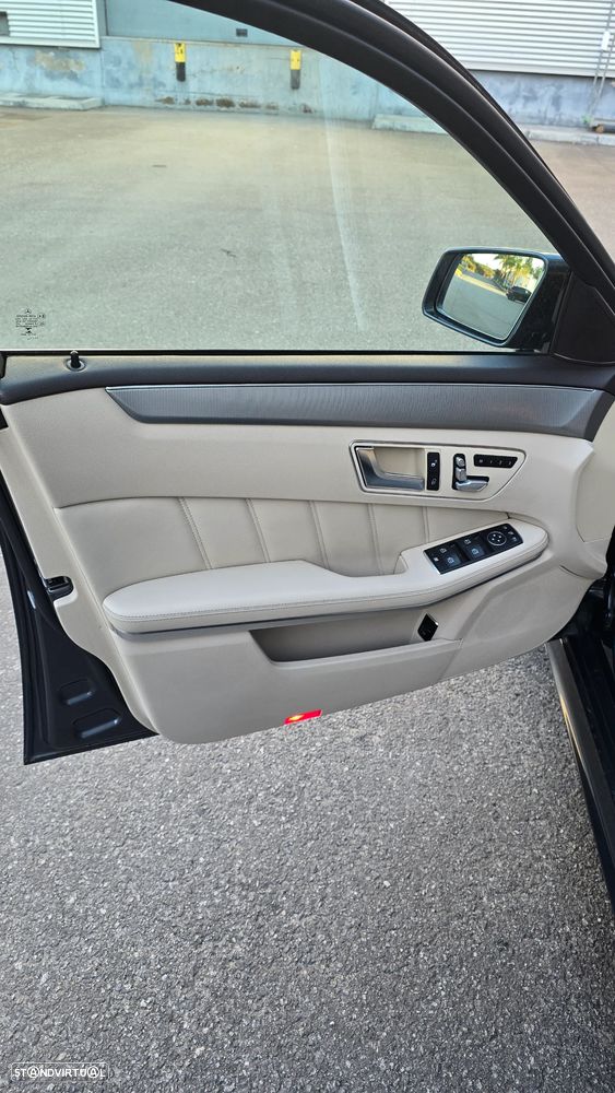 Mercedes-Benz E 300 Bluetec Hybrid Avantgarde - 12