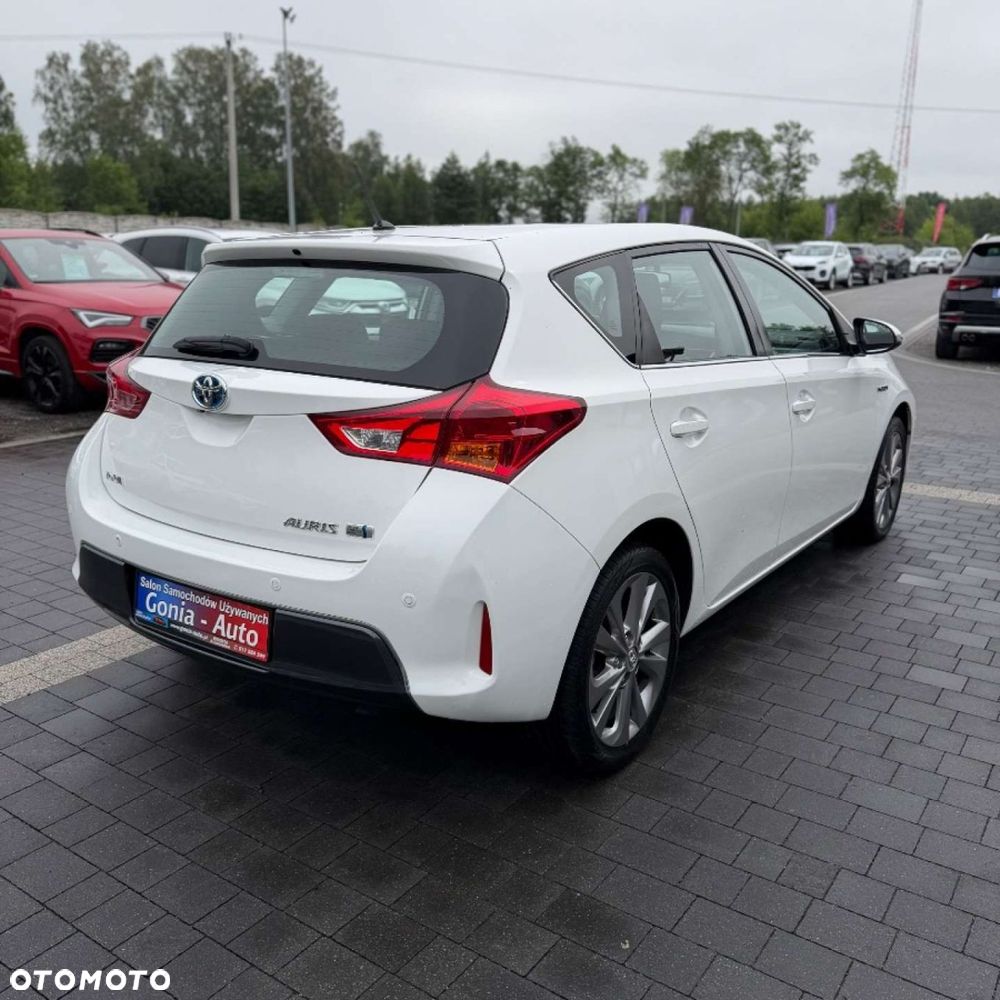 Toyota Auris - 8