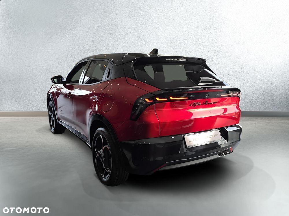 Alfa Romeo Junior 1.2 mHEV Ibrida Q4 eDCT - 6