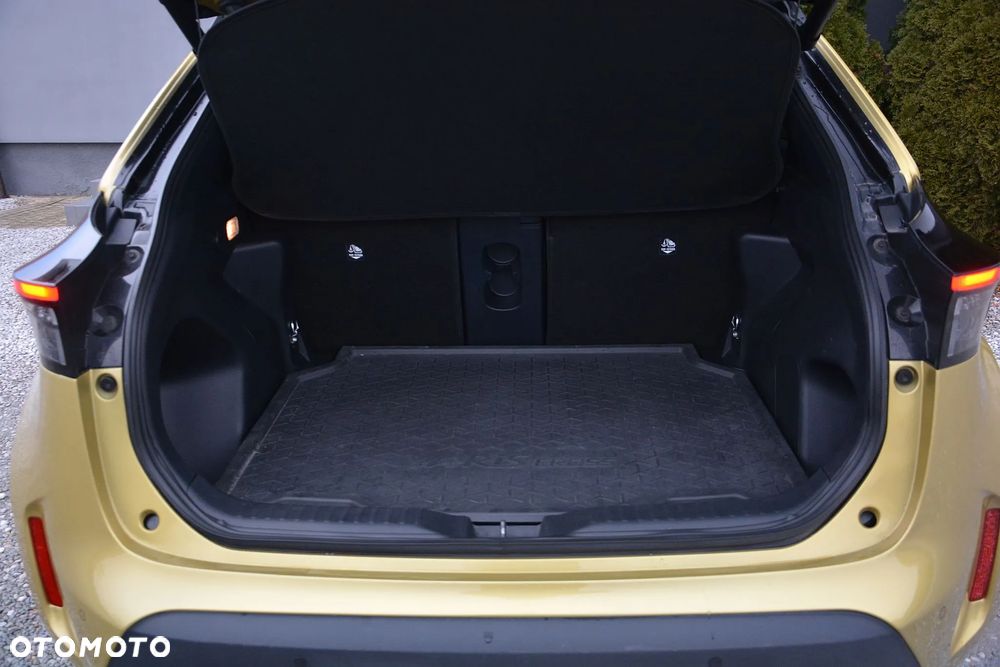 Toyota Yaris Cross - 12