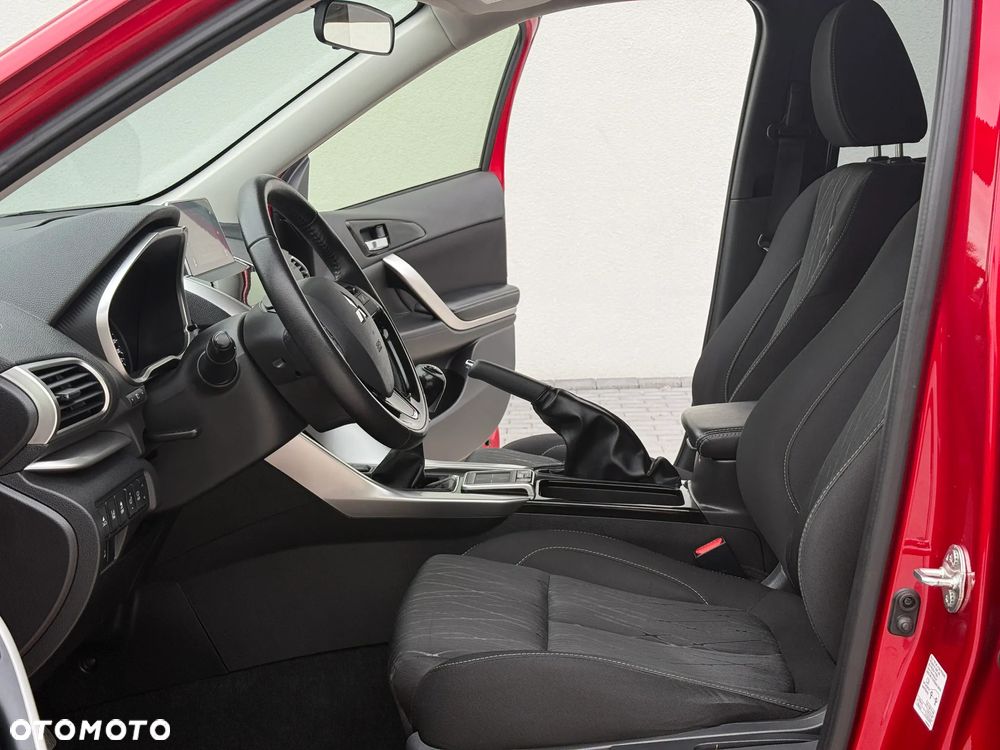 Mitsubishi Eclipse Cross - 23