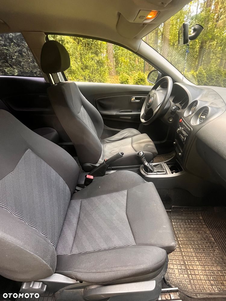 Seat Ibiza 1.4 16V Reference - 12