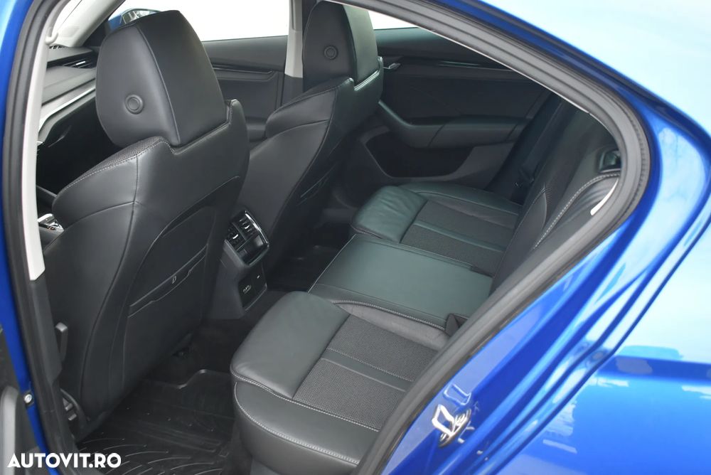 Skoda Octavia 2.0 TDI DSG Style - 14