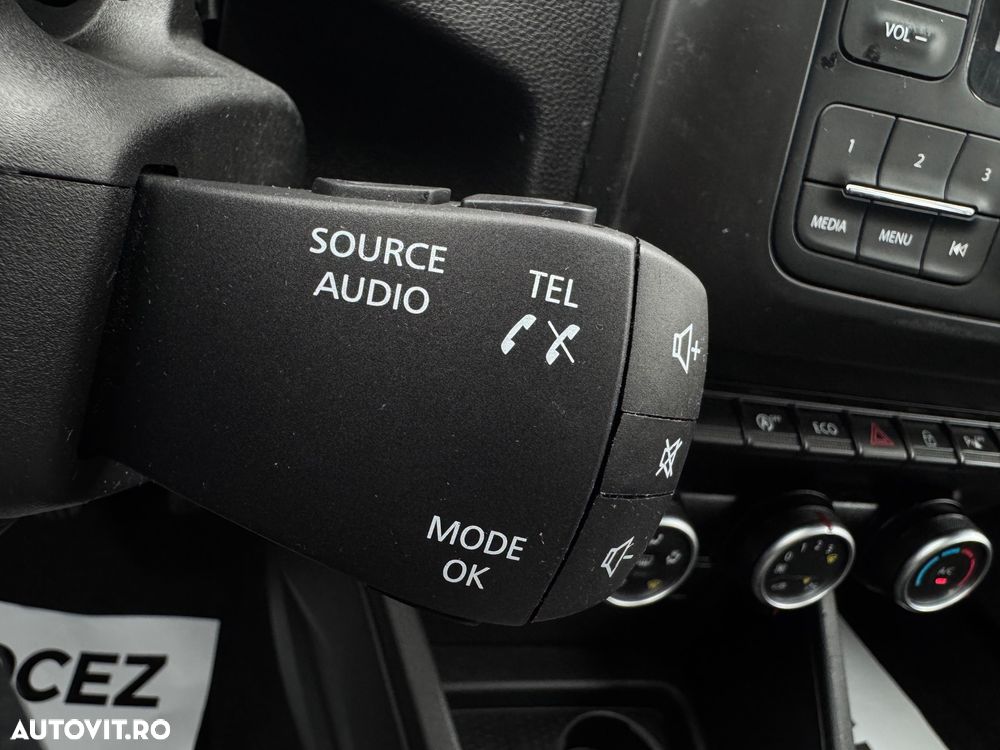 Dacia Duster 1.5 dCi 4x2 Prestige - 19