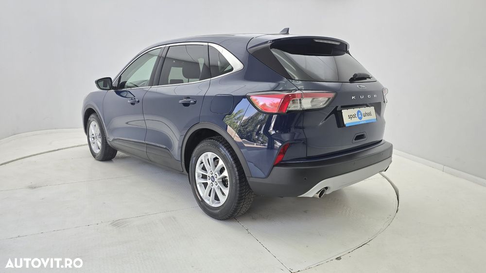 Ford Kuga - 10
