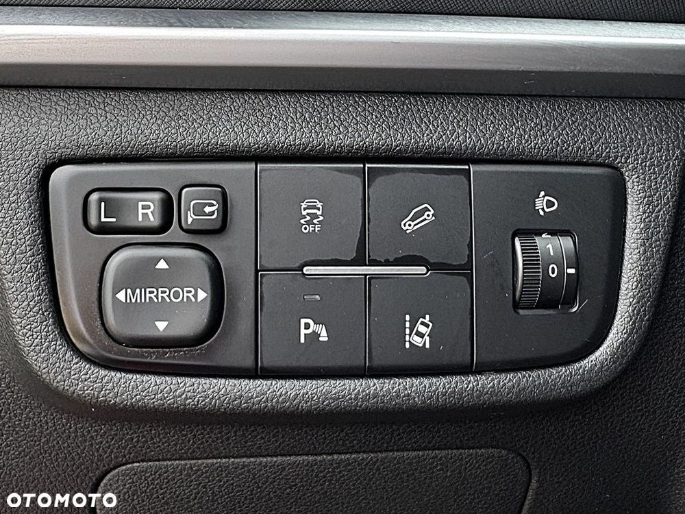 Seres 3 53kWh Luxury - 17