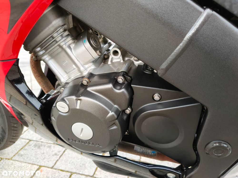 Honda CBR - 14