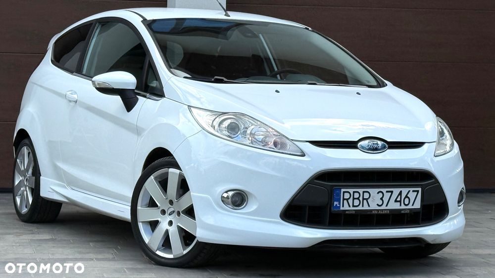 Ford Fiesta - 28
