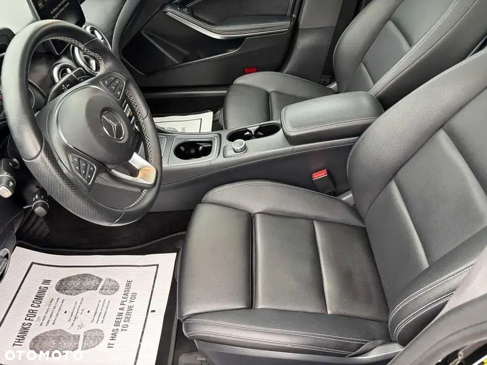 Mercedes-Benz CLA 250 4Matic 7G-DCT AMG Line - 7