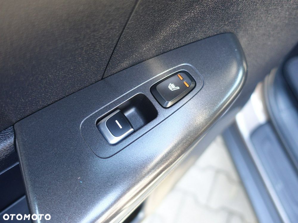 Kia Sportage 1.6 GDI L 2WD - 28