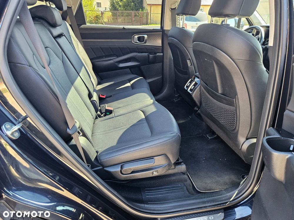 Kia Sorento 1.6 T-GDI HEV XL 7os - 26