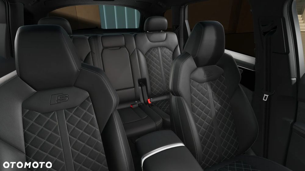 Audi Q7 - 11