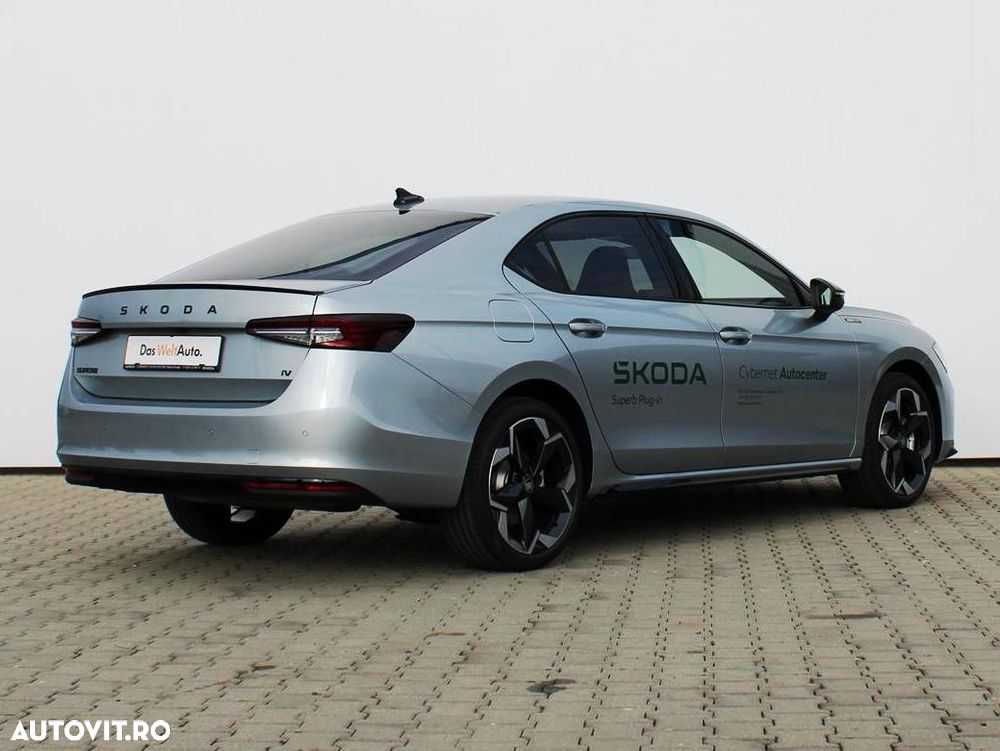 Skoda Superb 1.5 TSI 150 CP DSG PHEV Sportline - 6