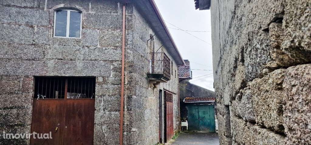 Moradia p/ Restauro - Vieira do Minho - Grande imagem: 2/16