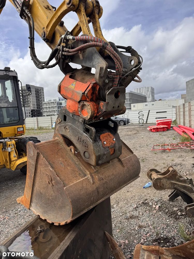 Komatsu PW98 MR8 118 - 7