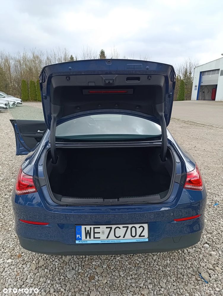 Mercedes-Benz CLA 200 7G-DCT - 23