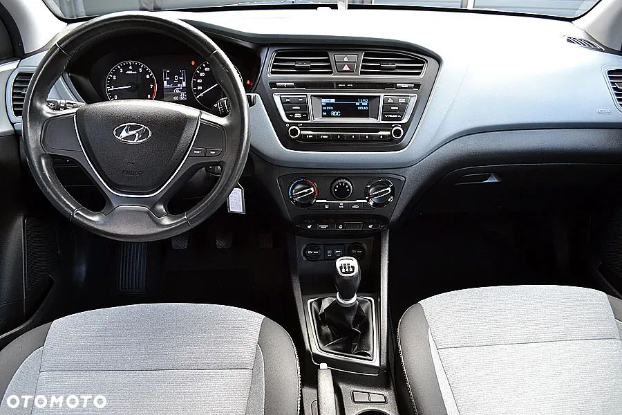 Hyundai i20 1.2 BlueDrive Classic + - 16
