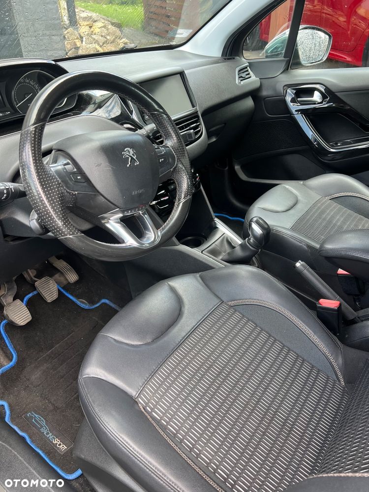 Peugeot 208 1.6 e-HDi Active STT - 15