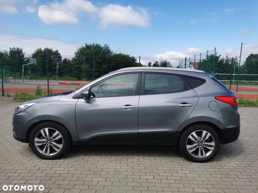 Hyundai Tucson 2.0 CRDI 4WD Automatik Premium - 3