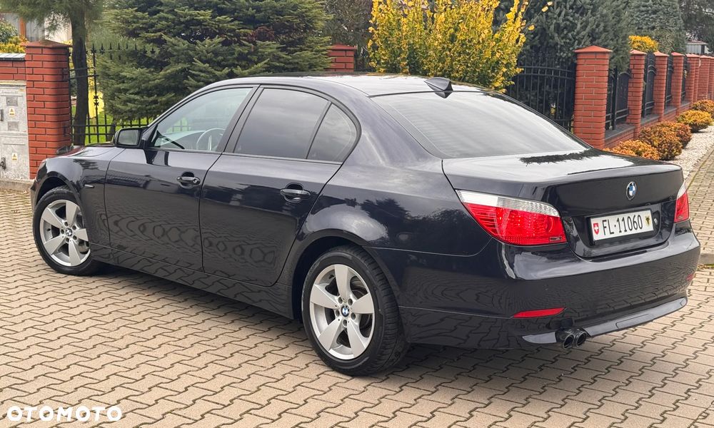 BMW Seria 5 - 16
