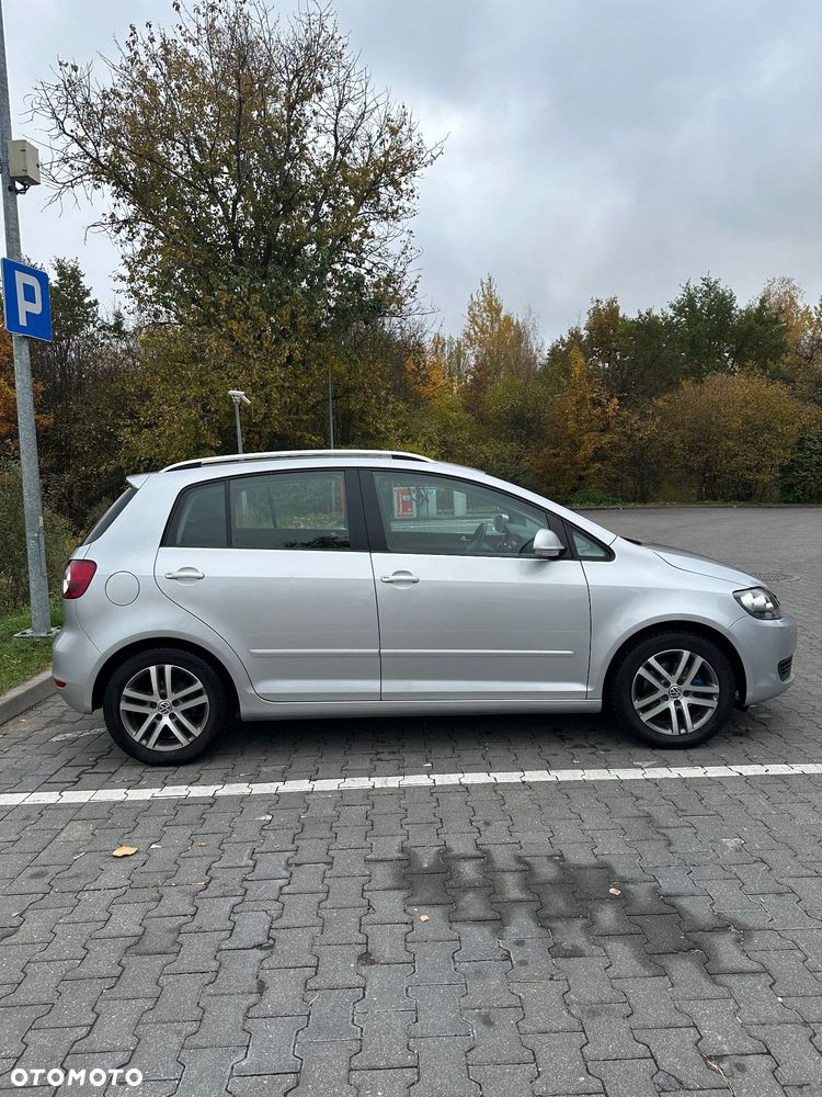 Volkswagen Golf Plus - 11