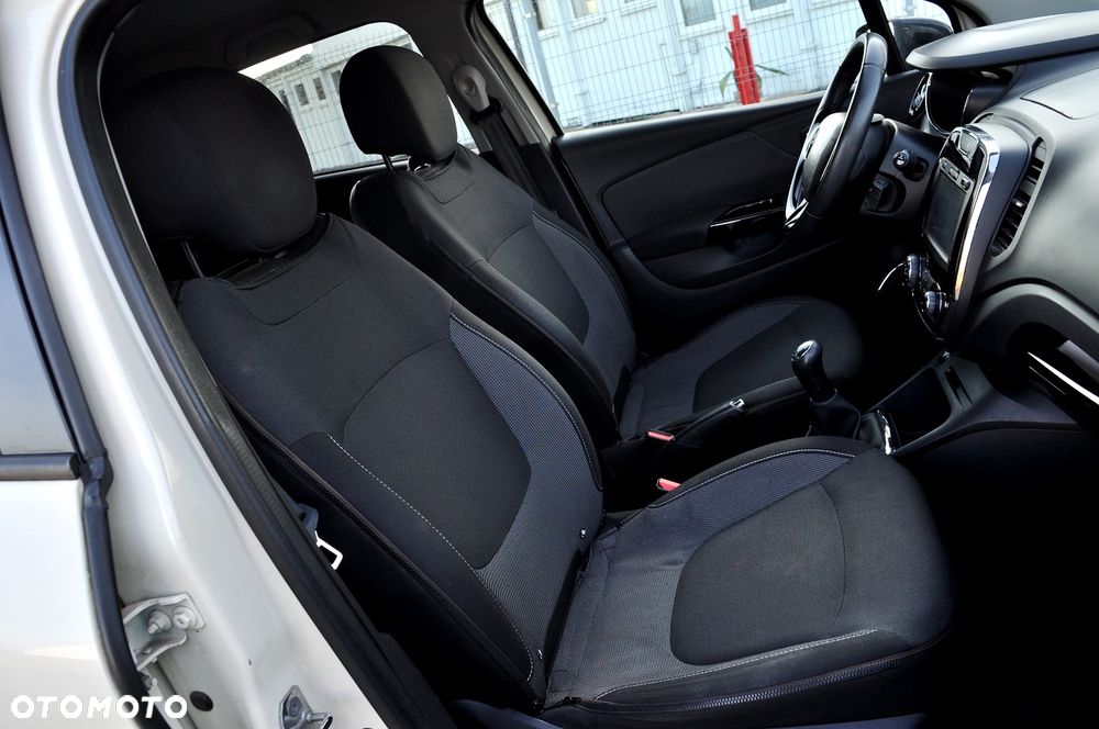 Renault Captur - 24