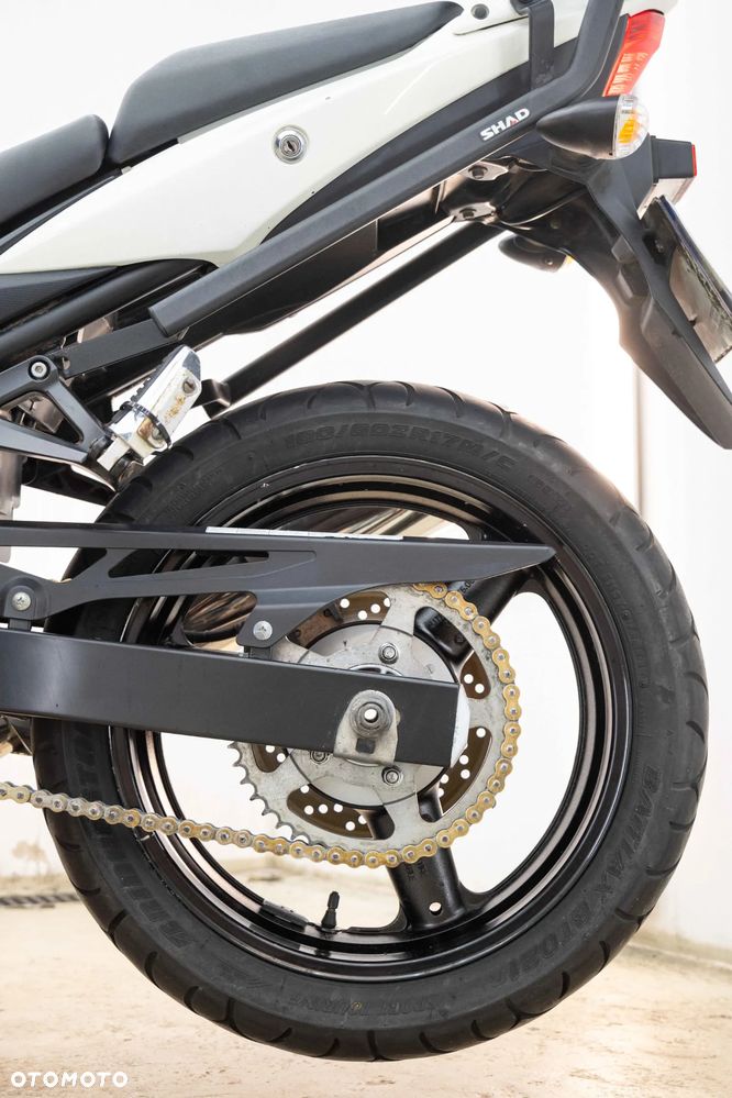 Suzuki Bandit - 34