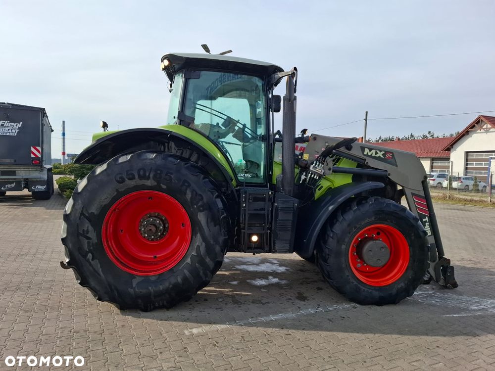 Claas AXION 830 - 4