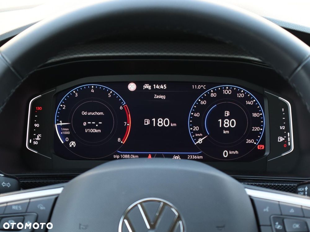 Volkswagen T-Cross - 13