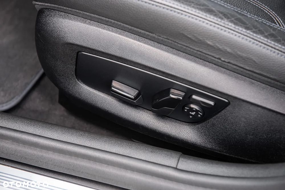 BMW Seria 5 520d M Sport Edition - 18