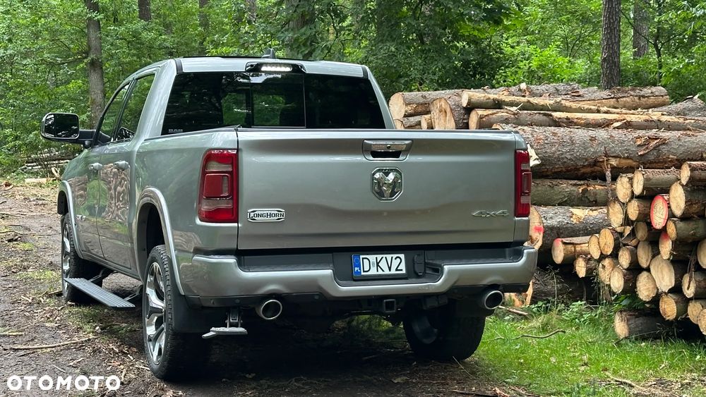 RAM 1500 5.7 Crew Cab Longbed Longhorn Chrome - 25