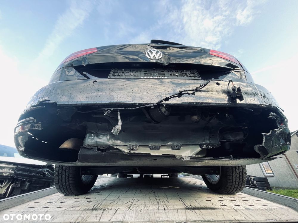 Volkswagen Passat 2.0 TDI (BlueMotion Technology) Highline - 38