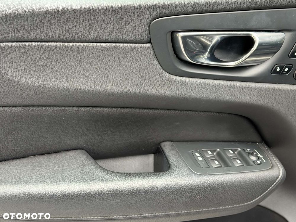 Volvo XC 60 B4 D Geartronic Inscription - 8