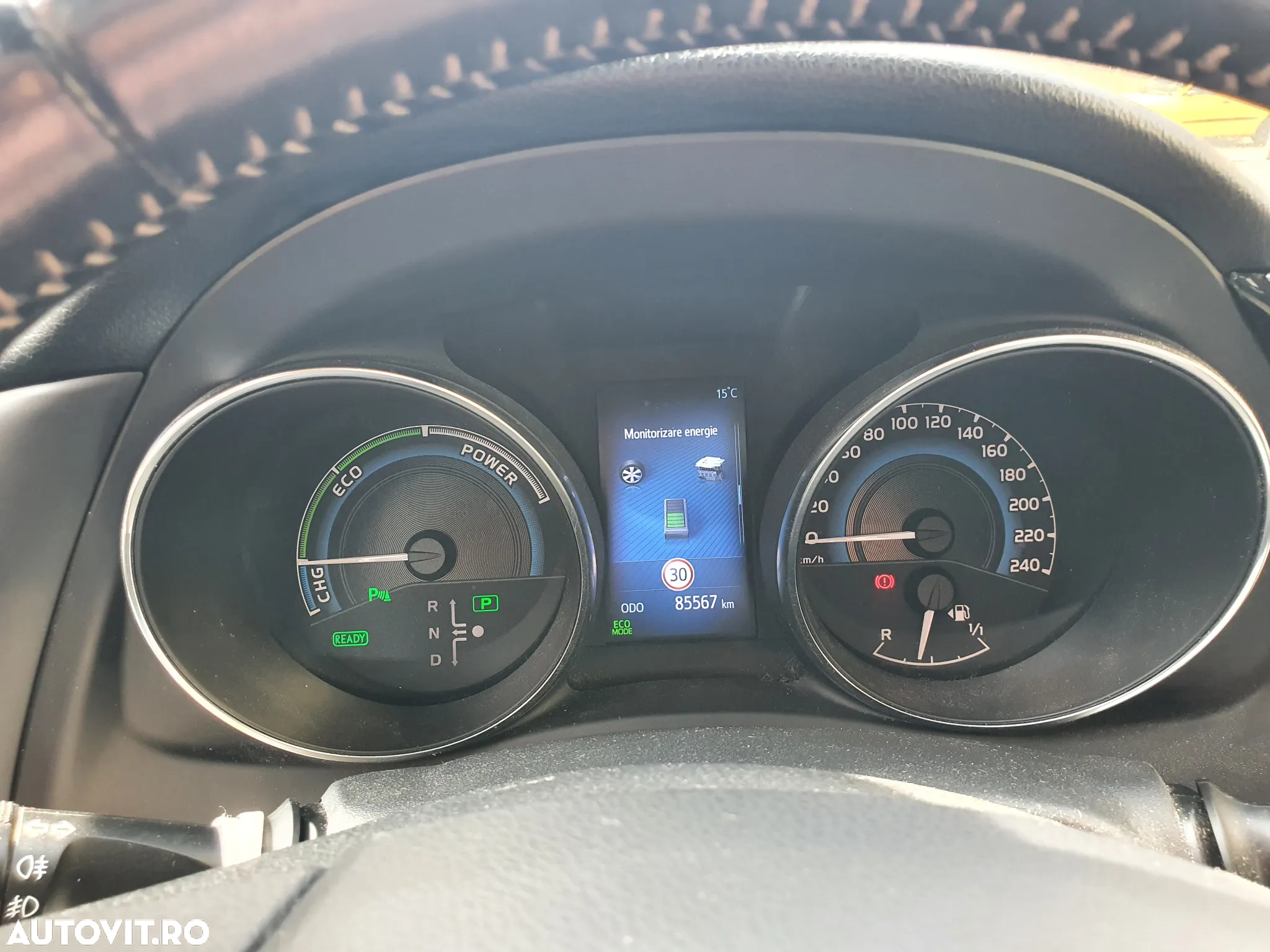 Toyota Auris 1.8 L VVT-i Hybrid Sol + - 17