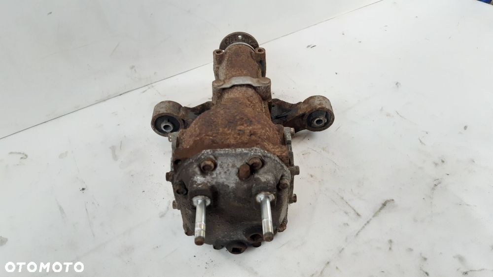 SUBARU XV I 2.0 D 11- DYFER MOST TYŁ - 9