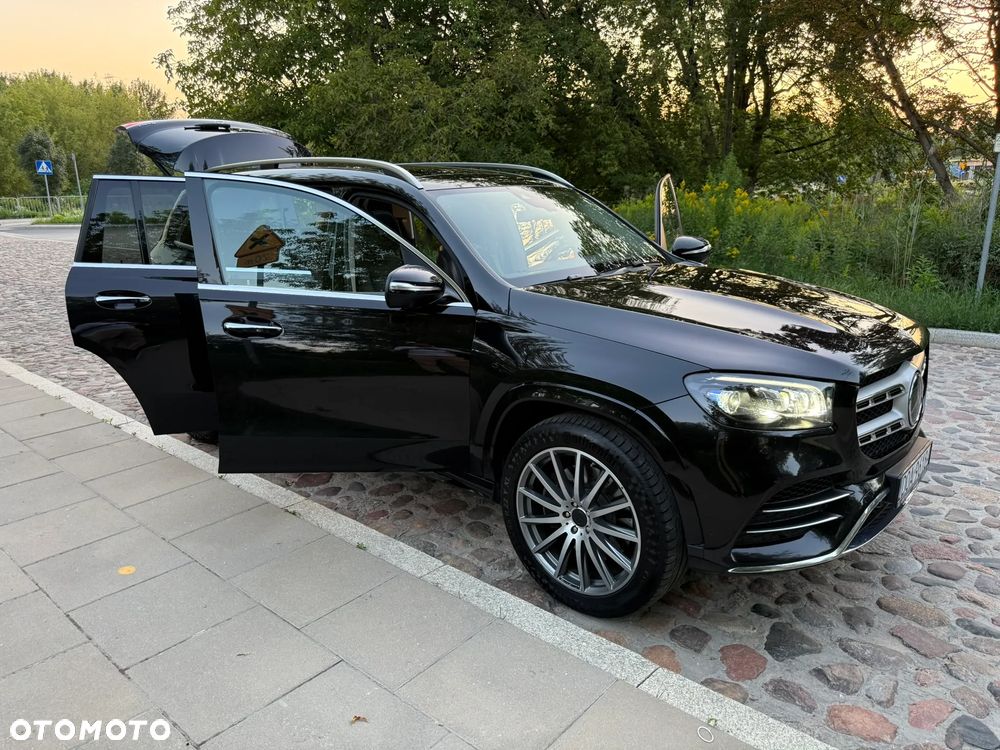 Mercedes-Benz GLS - 12