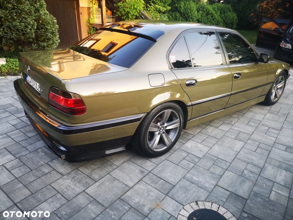 BMW Seria 7 - 4